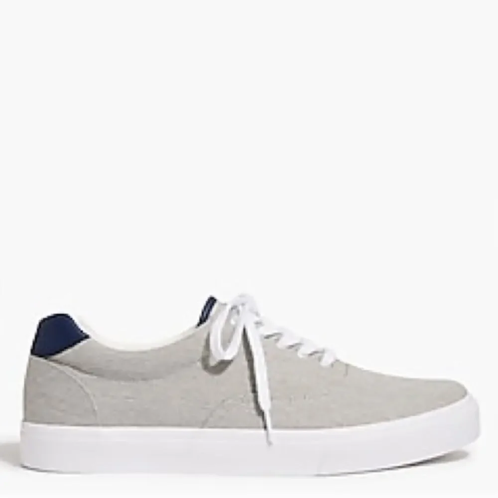 J Crew Mens Casual Comfort Sneakers 12 NWT Low Grey Canvas Lace Up BS135 J.Crew